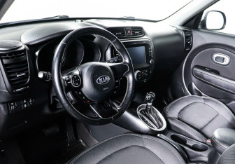 Подержанный автомобиль Kia Soul 2017 года (10 фото)