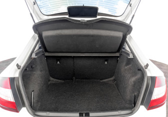 Подержанный автомобиль Skoda Rapid Liftback 2019 года (10 фото)