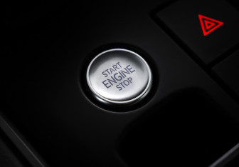 Подержанный автомобиль Volkswagen Touareg 2018 года (20 фото)