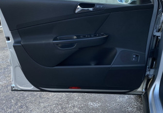 Подержанный автомобиль Volkswagen Passat Wagon 2007 года (11 фото)