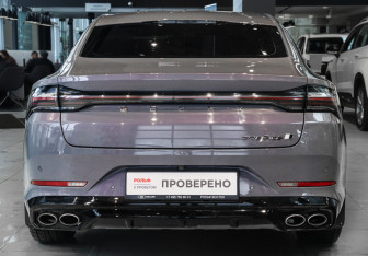 Подержанный автомобиль Geely Preface 2024 года (5 фото)