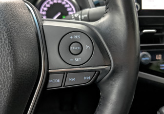 Подержанный автомобиль Toyota Camry Sedan 2021 года (26 фото)