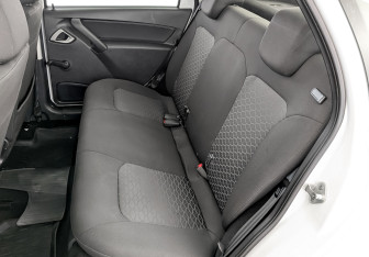 Подержанный автомобиль LADA (ВАЗ) Granta Sedan 2023 года (12 фото)