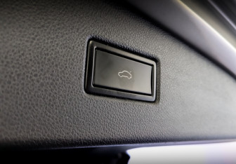 Подержанный автомобиль Volkswagen Tiguan 2020 года (25 фото)