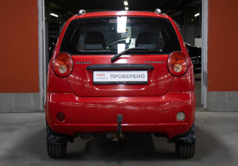 Подержанный автомобиль Chevrolet Spark 2007 года (6 фото)