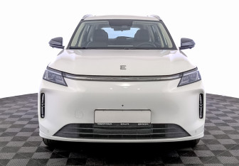 Новый Evolute i-SPACE 2025 (5 фото)