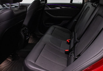 Подержанный автомобиль BMW X4 2019 года (11 фото)