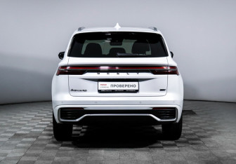 Подержанный автомобиль Geely Monjaro 2024 года (6 фото)