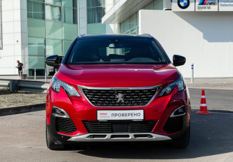 Подержанный автомобиль Peugeot 3008 2018 года (2 фото)