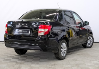 Подержанный автомобиль LADA (ВАЗ) Granta Sedan 2023 года (5 фото)
