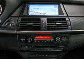 Подержанный автомобиль BMW X6 M 2012 года (15 фото)