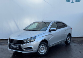 Подержанный автомобиль LADA (ВАЗ) Vesta Sedan 2017 года (1 фото)