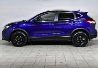 Подержанный автомобиль Nissan Qashqai 2018 года (8 фото)