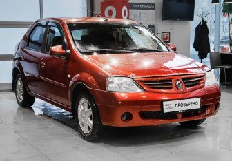Подержанный автомобиль Renault Logan Sedan 2008 года (3 фото)