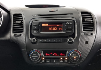 Подержанный автомобиль Kia Cerato Sedan 2018 года (15 фото)