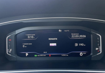 Подержанный автомобиль Volkswagen Tiguan 2019 года (15 фото)