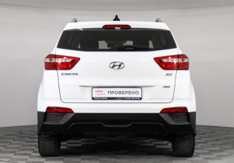Подержанный автомобиль Hyundai Creta 2018 года (6 фото)