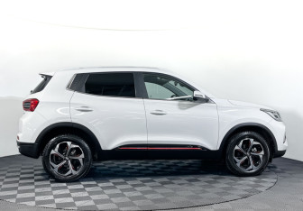 Подержанный автомобиль Chery Tiggo 4 Pro 2022 года (4 фото)