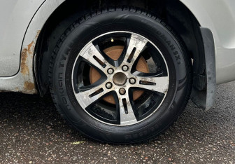 Подержанный автомобиль Ford Focus Sedan 2008 года (16 фото)