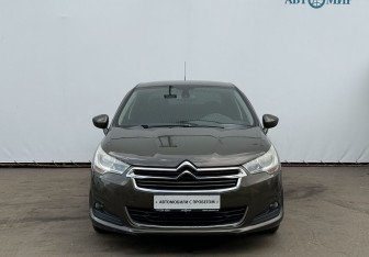 Подержанный автомобиль Citroen C4 Sedan 2013 года (2 фото)