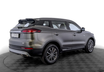 Подержанный автомобиль Geely Atlas Pro 2022 года (5 фото)