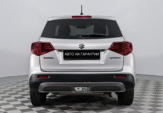 Подержанный автомобиль Suzuki Vitara 2020 года (4 фото)