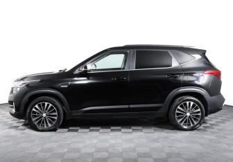 Подержанный автомобиль Kia Seltos 2020 года (8 фото)