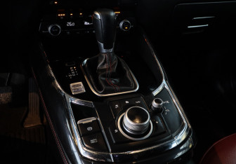 Подержанный автомобиль Mazda CX-9 2021 года (15 фото)