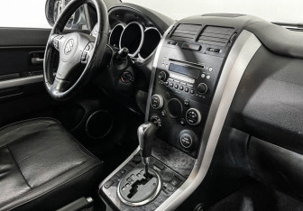 Подержанный автомобиль Suzuki Grand Vitara 2008 года (9 фото)