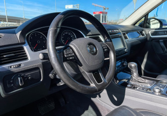 Новый Volkswagen Touareg 2016 (13 фото)
