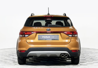 Подержанный автомобиль Kia Rio Hatchback 2018 года (6 фото)