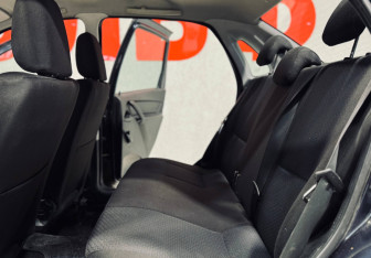 Подержанный автомобиль LADA (ВАЗ) Granta Sedan 2012 года (15 фото)