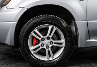 Подержанный автомобиль Mitsubishi Outlander 2003 года (22 фото)