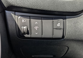 Подержанный автомобиль Kia Ceed Hatchback 2013 года (28 фото)