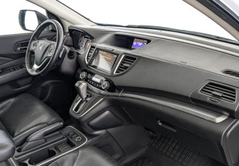 Подержанный автомобиль Honda CR-V 2015 года (13 фото)