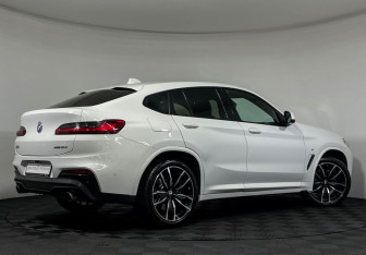 Подержанный автомобиль BMW X4 2019 года (2 фото)