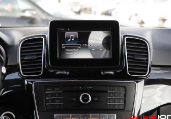 Подержанный автомобиль Mercedes-Benz GLE 2016 года (13 фото)