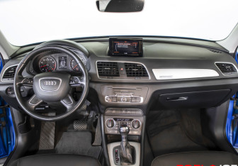 Подержанный автомобиль Audi Q3 2015 года (13 фото)