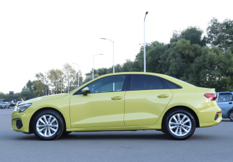 Подержанный автомобиль Audi A3 Sedan 2021 года (8 фото)