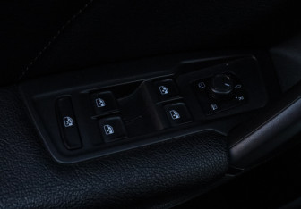 Подержанный автомобиль Volkswagen Tiguan 2018 года (20 фото)