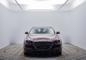 Подержанный автомобиль Hyundai Genesis 2015 года (2 фото)