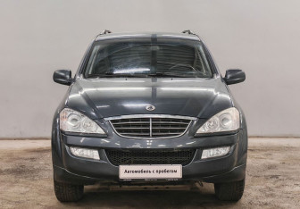 Подержанный автомобиль SsangYong Kyron 2012 года (2 фото)