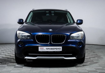 Подержанный автомобиль BMW X1 2012 года (2 фото)