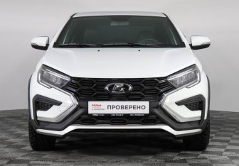 Подержанный автомобиль LADA (ВАЗ) Vesta Sedan 2023 года (2 фото)