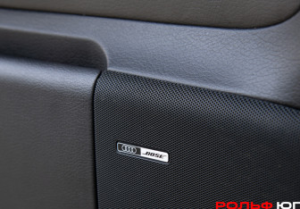 Подержанный автомобиль Audi A6 allroad 2000 года (21 фото)