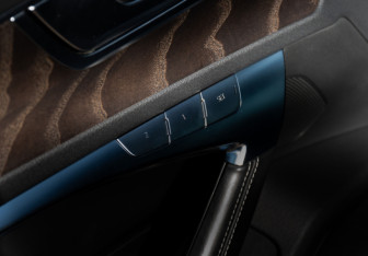 Подержанный автомобиль Audi A6 Sedan 2021 года (11 фото)