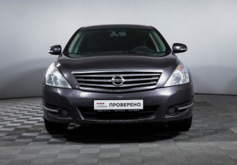 Подержанный автомобиль Nissan Teana 2009 года (2 фото)