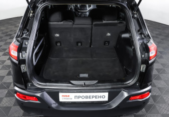 Подержанный автомобиль Jeep Cherokee 2014 года (10 фото)