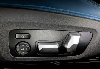 Подержанный автомобиль BMW M4 Coupe 2021 года (21 фото)