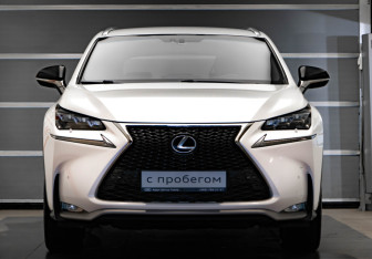 Подержанный автомобиль Lexus NX 2017 года (2 фото)